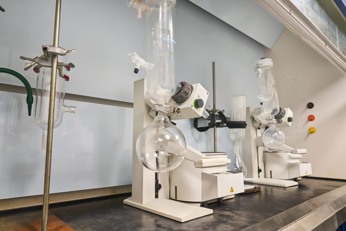 Laboratory equipment