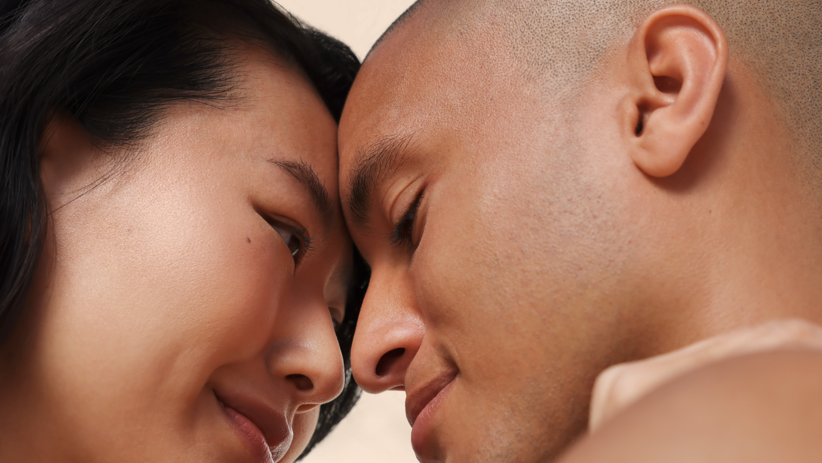 Kissing and Cold Sores: What Are the Rules? | Hims